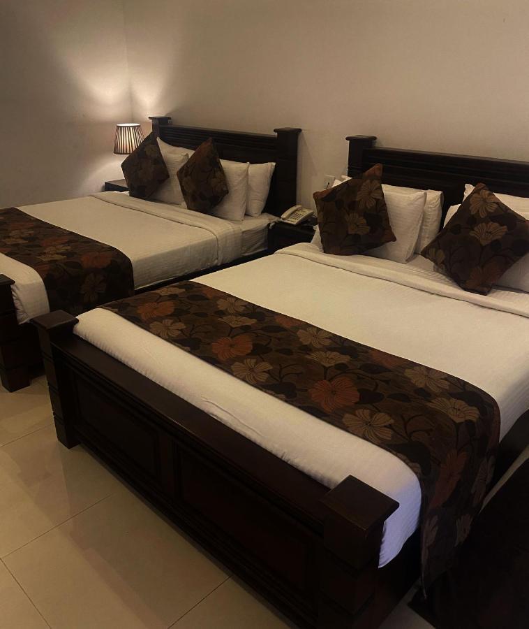 Hotel Bamiyan Kandy Exteriör bild