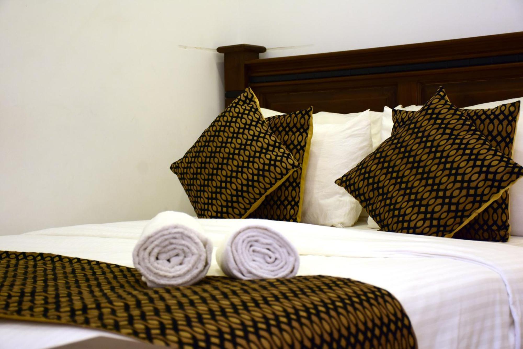 Hotel Bamiyan Kandy Exteriör bild