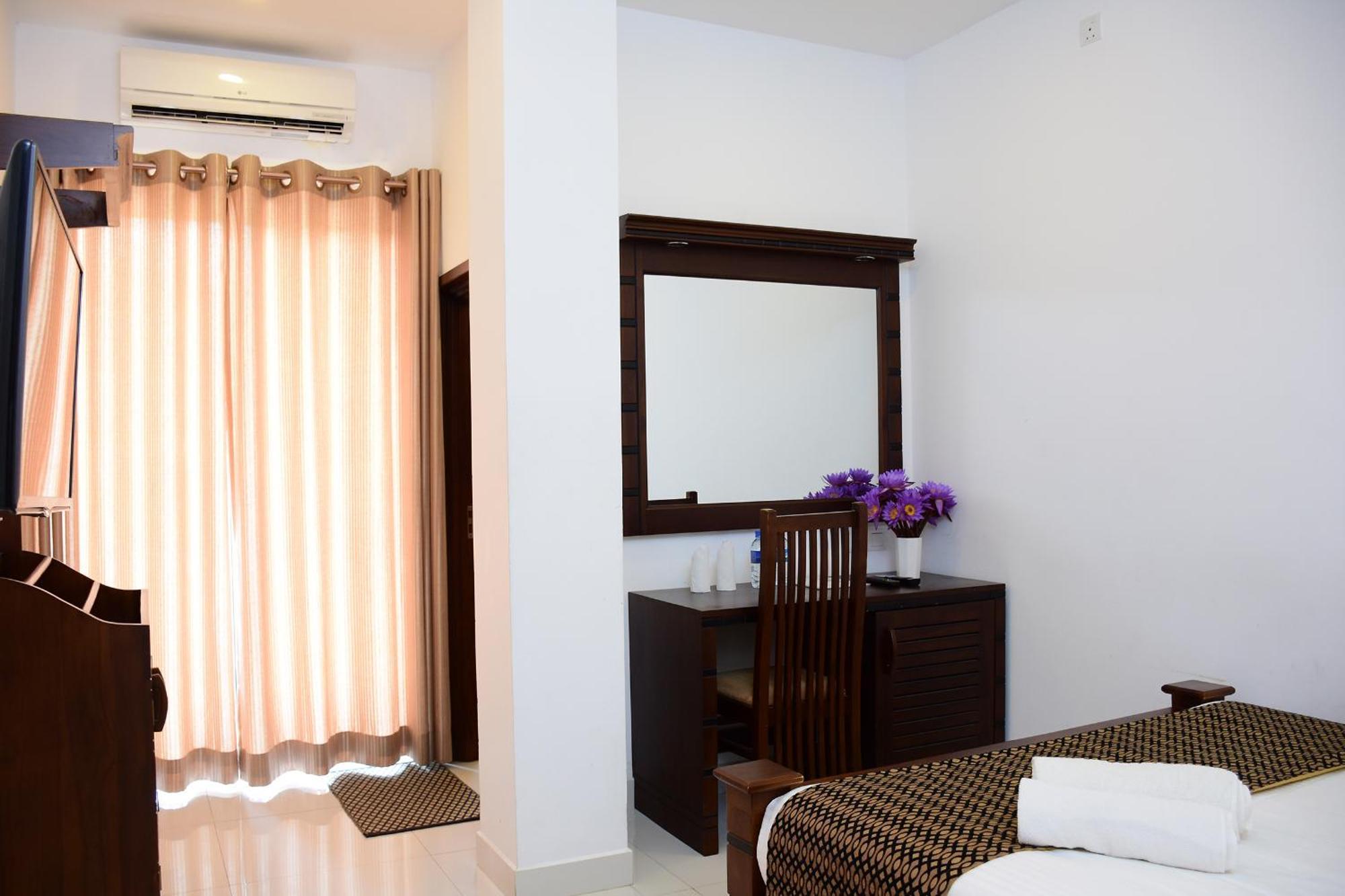 Hotel Bamiyan Kandy Exteriör bild