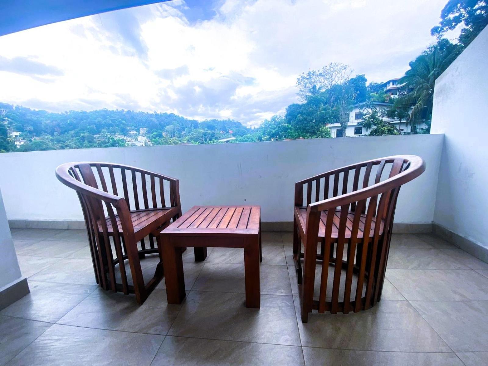 Hotel Bamiyan Kandy Exteriör bild